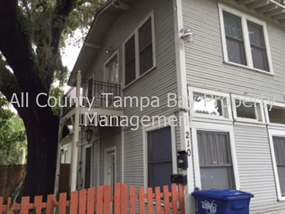 2nd image of 210 E Plymouth St