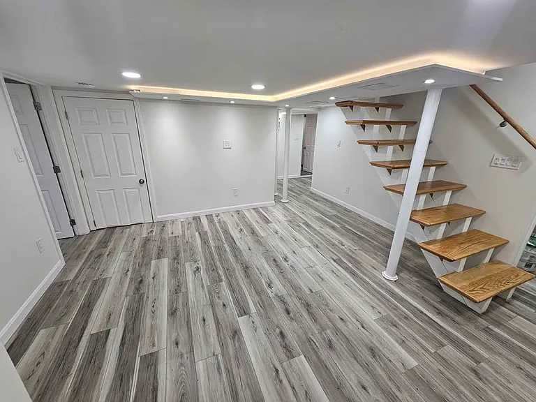 64 Main St #1 — Photo 13