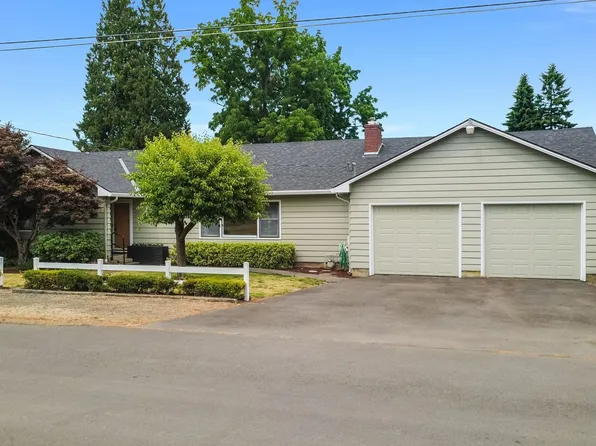 2537 B St, Hubbard, OR 97032