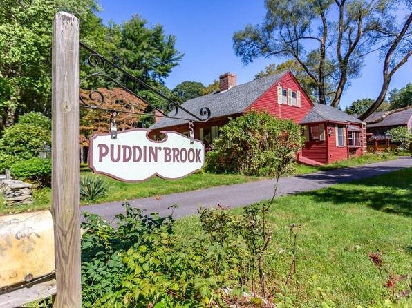 12 Southworth St, Lakeville, MA 02347