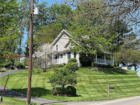 2nd image of 217 W Main St