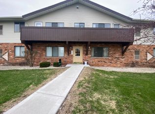 N111 W 15860th #15864, Germantown, WI 53022