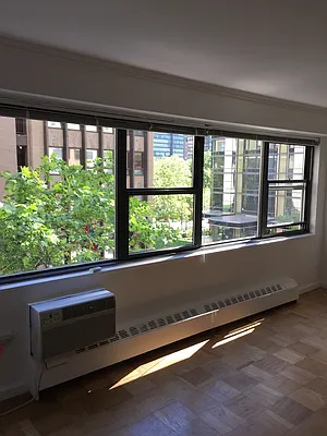 Rented by Carlyle Property Management | media 4