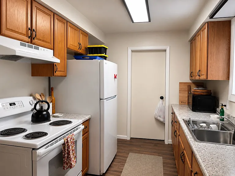 421 W Wright Ave #427 — Photo 3