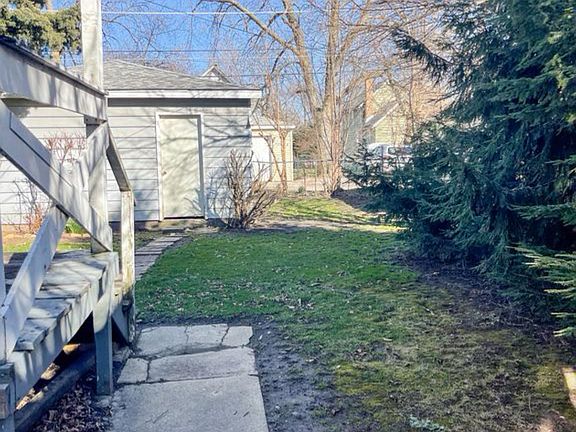 5th image of 12535 Elm St #1599