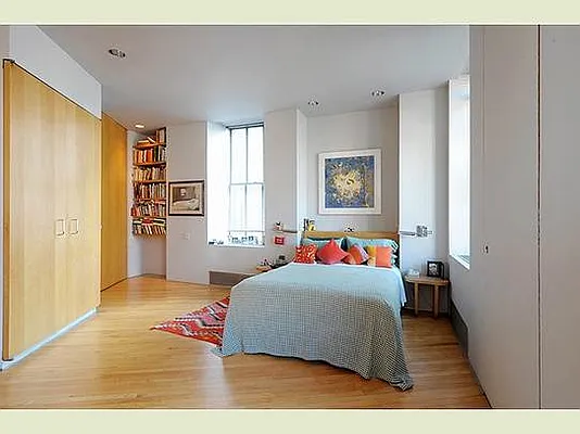 Sold by Stribling | media 4