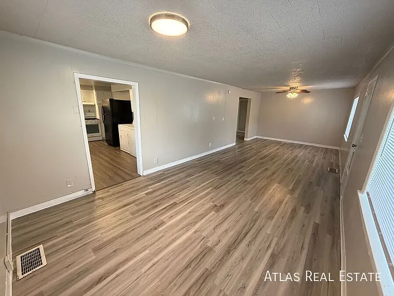 2602 E Dale St #1 — Photo 1