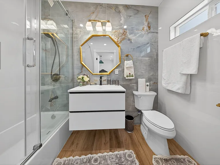 327 Vine St — Photo 33