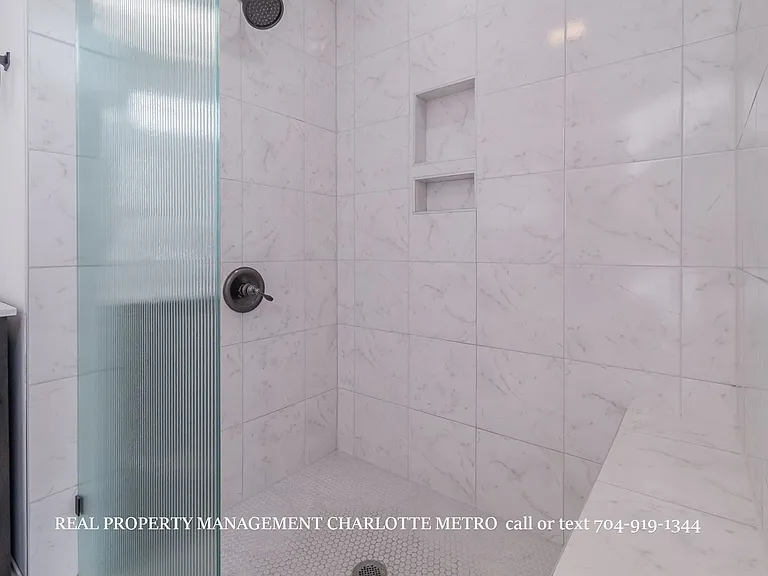 17429 Tuscany Ln — Photo 30