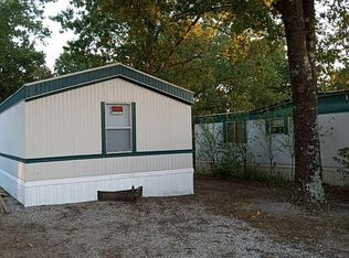 52 Cypress Ln, Reeds Spring, MO 65737