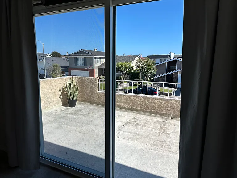 4373 Hazelnut Ave — Photo 9