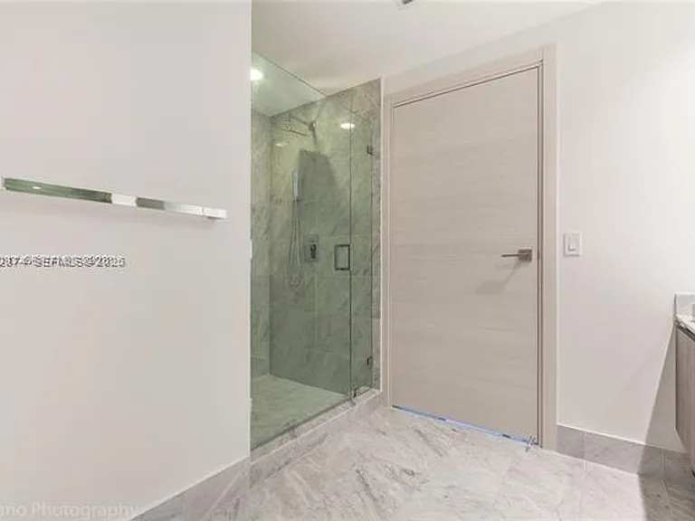 801 S Miami Avenue Rd #3006 — Photo 10