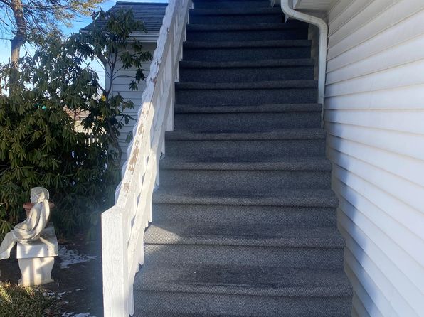 30 N 9th St FLOOR 2, Akron, PA 17501