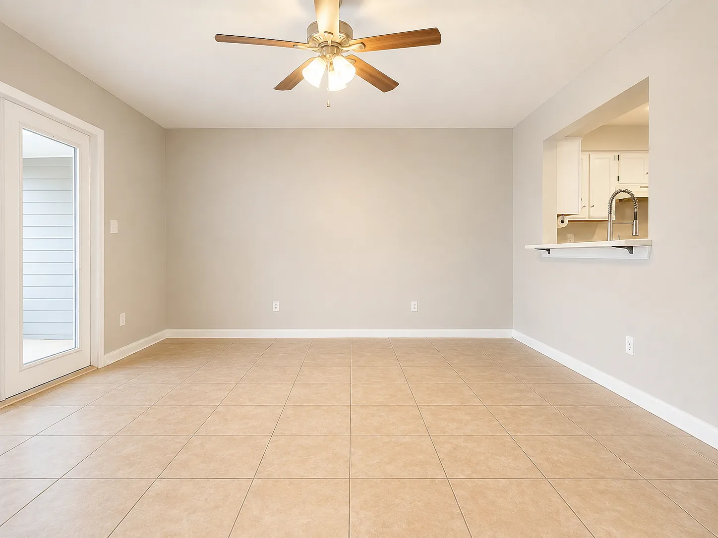 2 bed, 1.5 bath, 1234 sqft, $1,995 — Photo 3