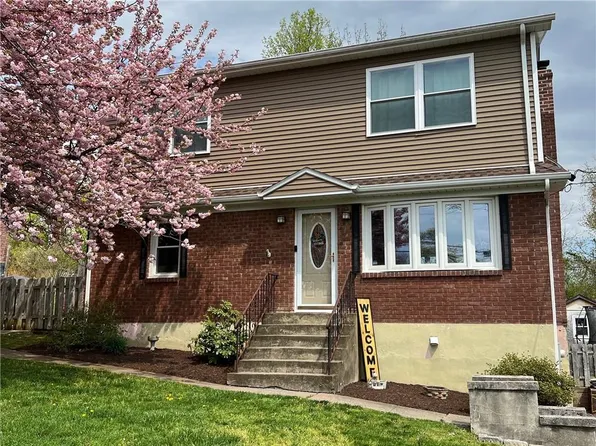72 Lafayette Drive, New Windsor, NY 12553