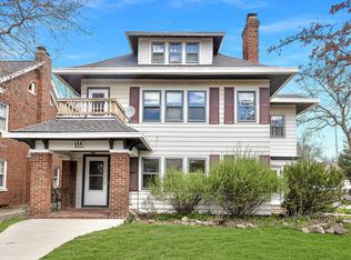 7002 W Wisconsin Ave, Wauwatosa, WI 53213