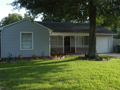 215 Lakewood Dr, Baytown, TX, 77520
