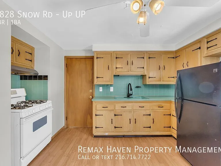 2828 Snow Rd #UP UP — Photo 9