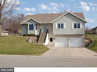 345 Klarsyn St SE, Cokato, MN 55321