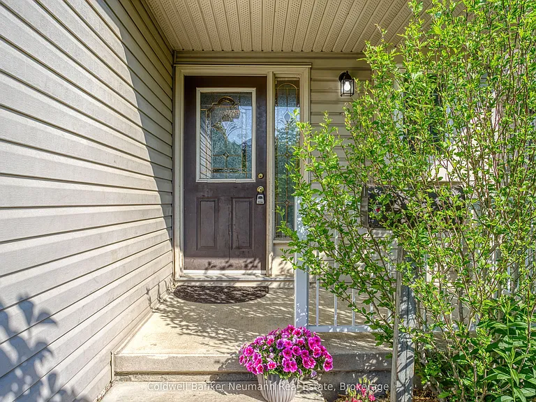 10 McGarr Dr — Photo 3
