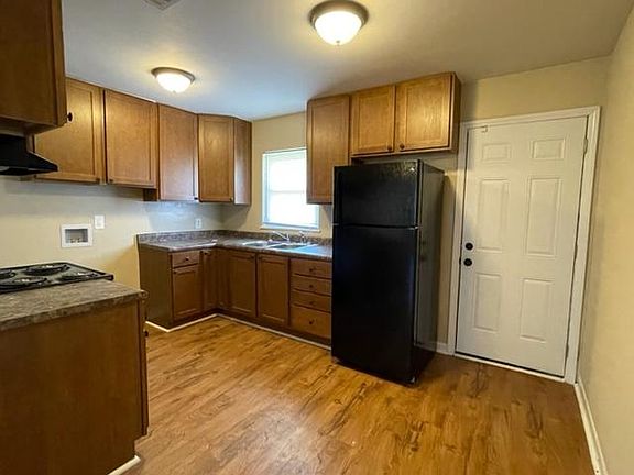 3rd image of 211 Carolina Ave #A