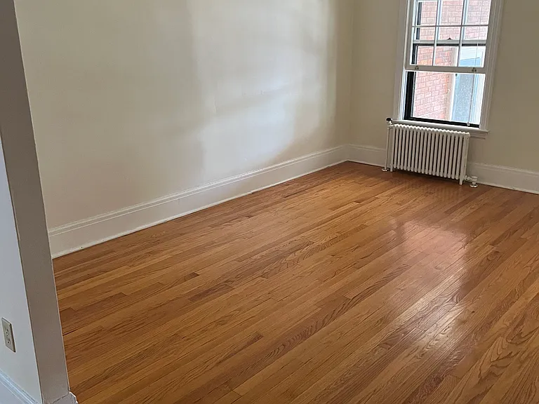 198 Pawling Ave #22 — Photo 5