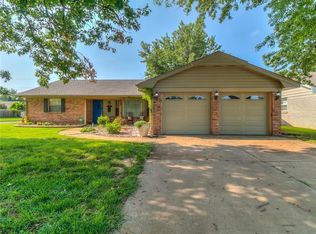 2700 Chaucer Dr, Oklahoma City, OK 73120
