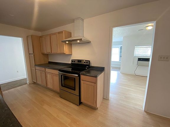 4th image of 2314 Butler Dr