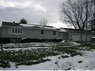 4728 Rowe Rd, Skaneateles, NY 13152