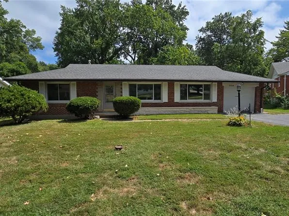 9604 Cherryfield Dr, Saint Louis, MO 63136