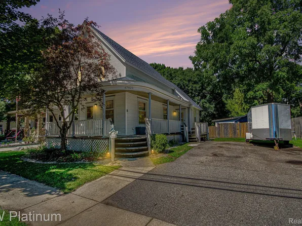 67823 Gleason St, Richmond, MI 48062