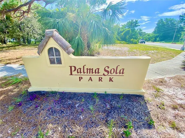 7601 Manatee Ave W #1, Bradenton, FL 34209