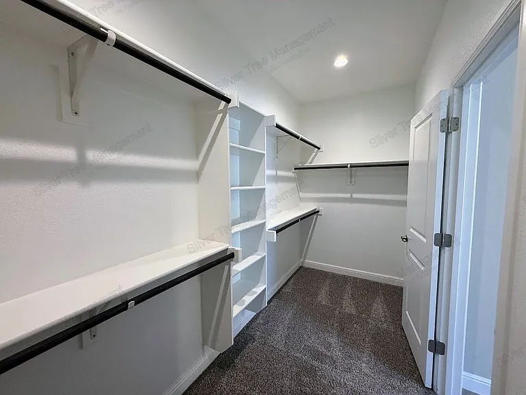 10921 Rockchapel Dr — Photo 16