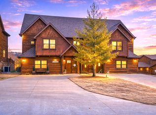 1318 Stormy Point Rd #11-B, Branson, MO 65616