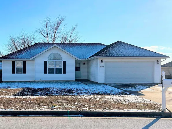 2632 E Lee Street, Republic, MO 65738