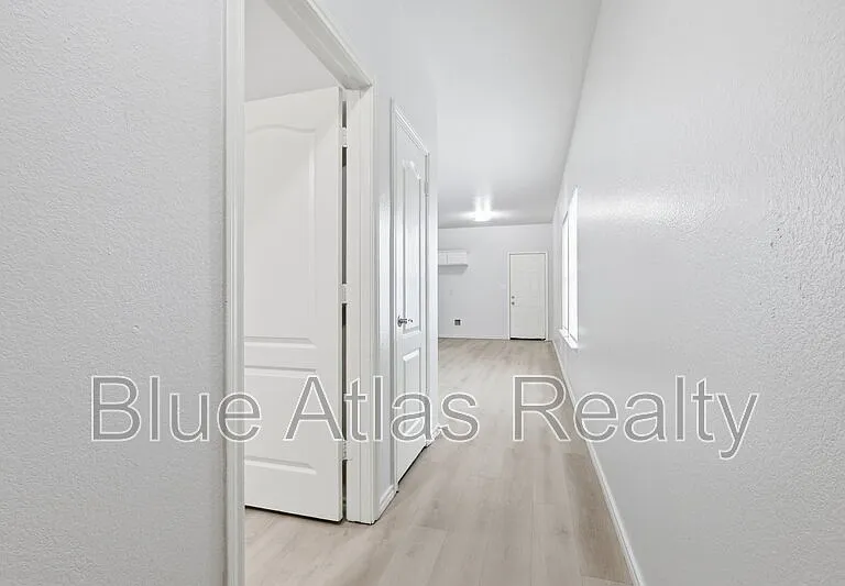908 Drexel St #B — Photo 2