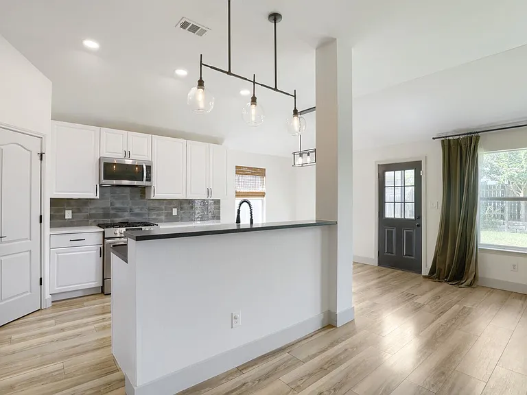 13620 Glen Mark Dr — Photo 6