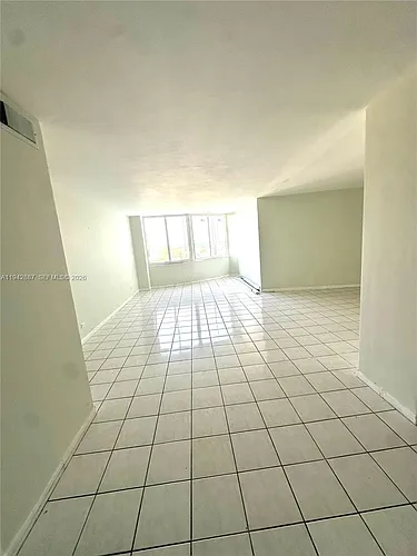 7441 Wayne Ave #10G Photo 1