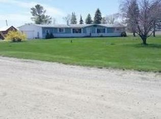 1995 Range Line Rd, Deckerville, MI 48427