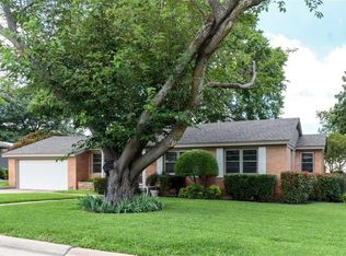 6924 Kirkwood Rd, Fort Worth, TX 76116