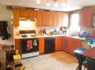 19 Burnside Ave #3, Somerville, MA 02144
