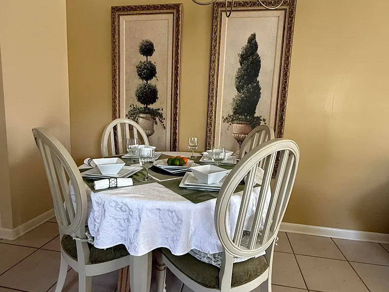 137 Farnham Cres #137-F — Photo 41