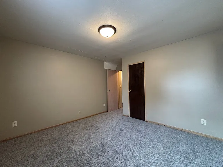 701 East 3rd St — Photo 39
