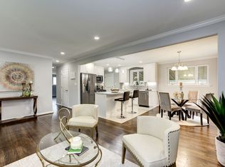 6207 Middlesex Ave, Springfield, VA 22150