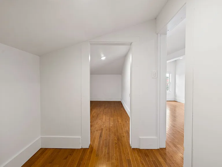455 George St — Photo 20