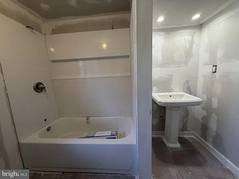 322 Nicholson Rd — Photo 27