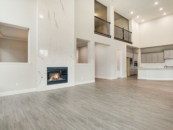 4th image of 3504 Meridian Dr