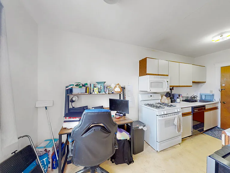 15 Governors Ave #22 — Photo 6