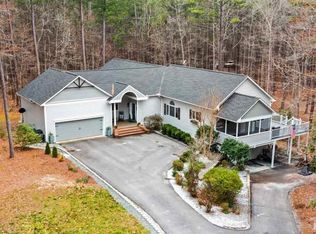 27 Wisteria Ln, Apex, NC 27523