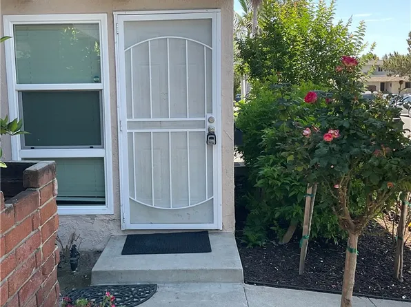 336 W La Veta Ave #D, Orange, CA 92866